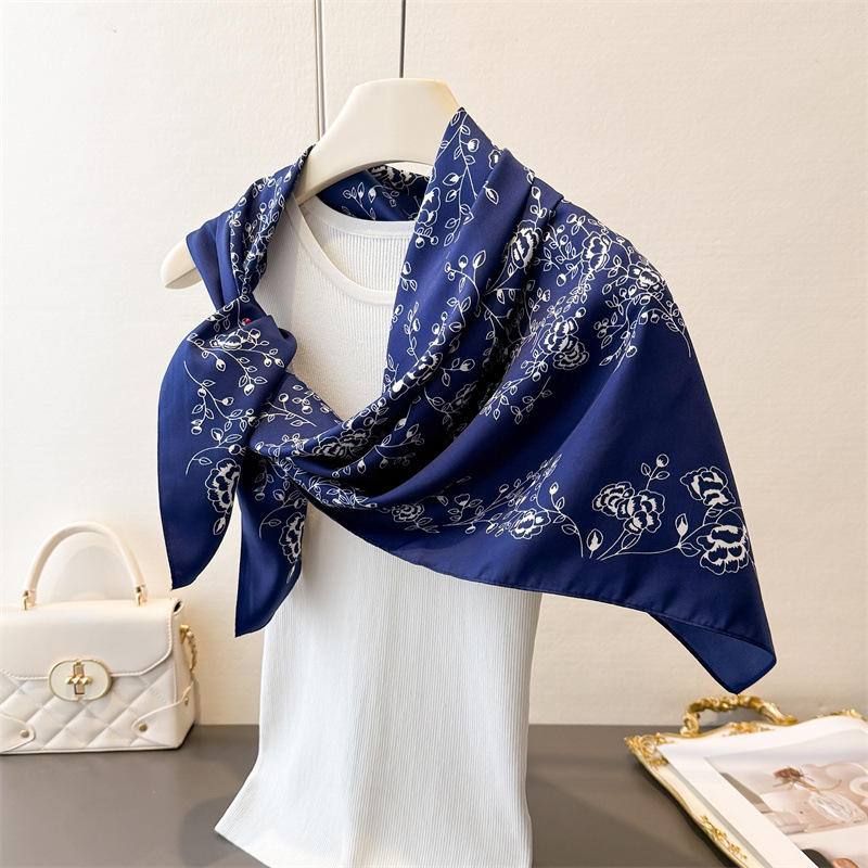 Pañuelo cuadrado de lujo vinta - Face Scarf Mask reseña y precio