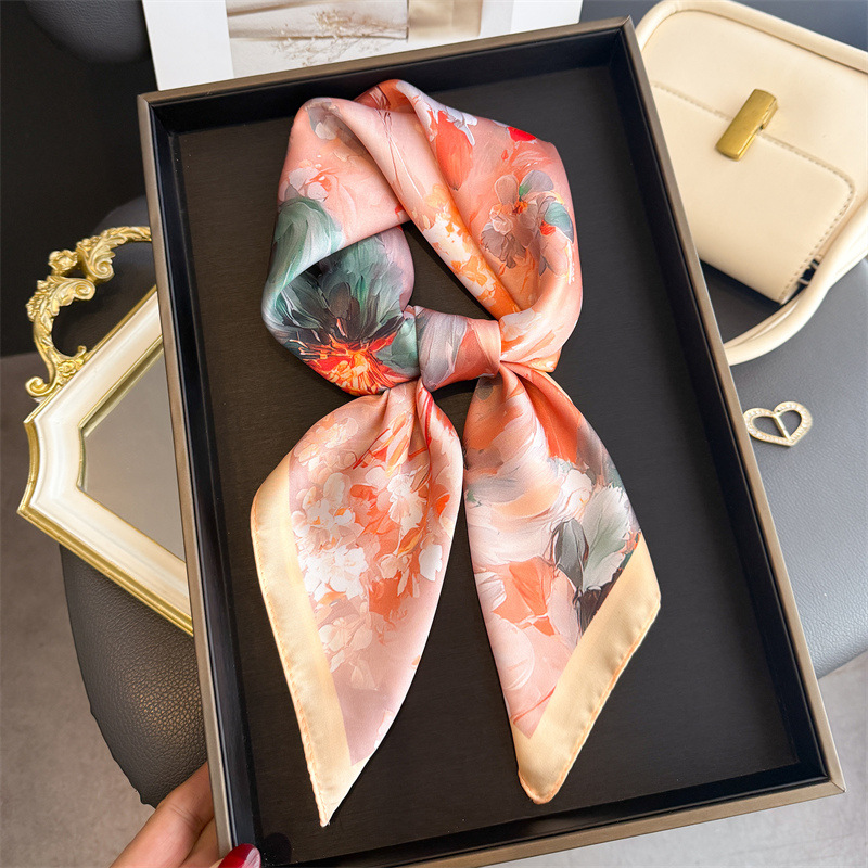 Pañuelo cuadrado de seda con e - Silk Neck Scarf reseña y precio
