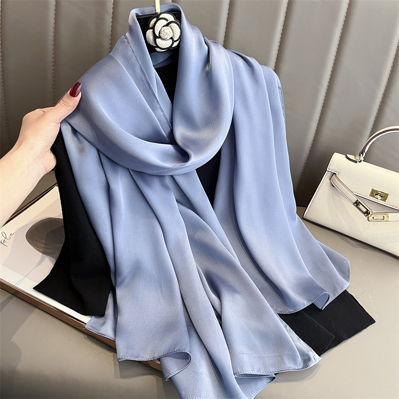 2024 marca de lujo primavera P - Pashmina Wrap Large reseña y precio