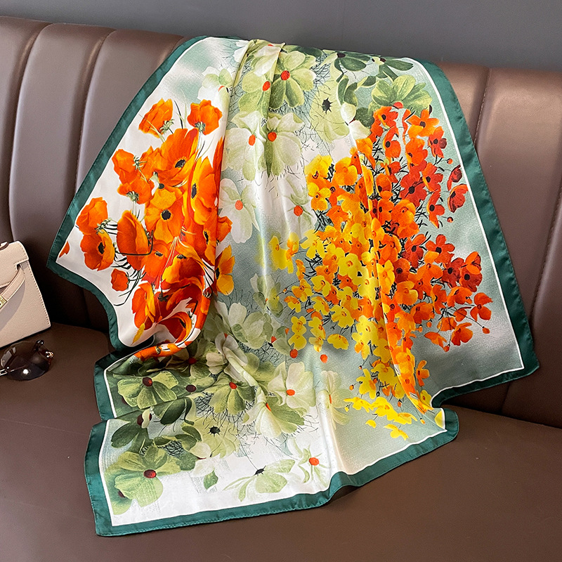 Bufanda cuadrada de seda de 70 - Silk Neck Scarf reseña y precio