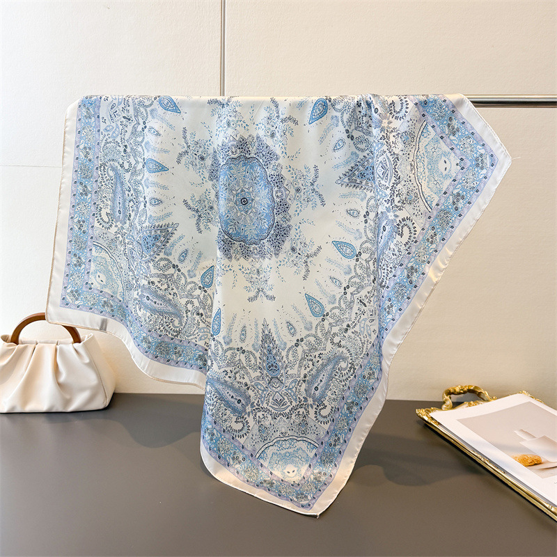 Pañuelo fino de satén vintage  - Face Scarf Mask reseña y precio