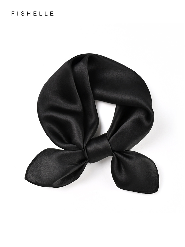 Bufanda de seda pura negra de  - Silk Neck Scarf reseña y precio